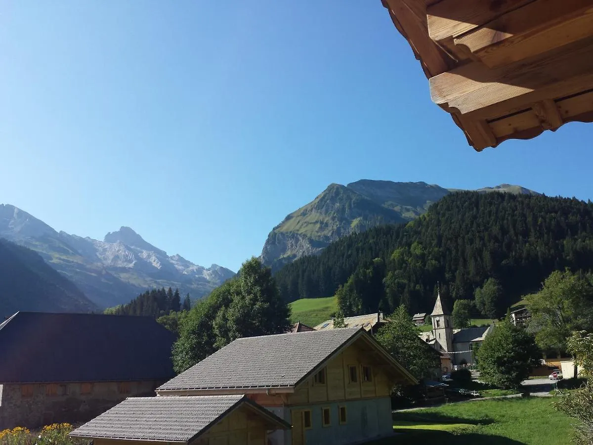 Magnifique Chalet Au Coeur Du Village Du Reposoir Le Reposoir 0*,