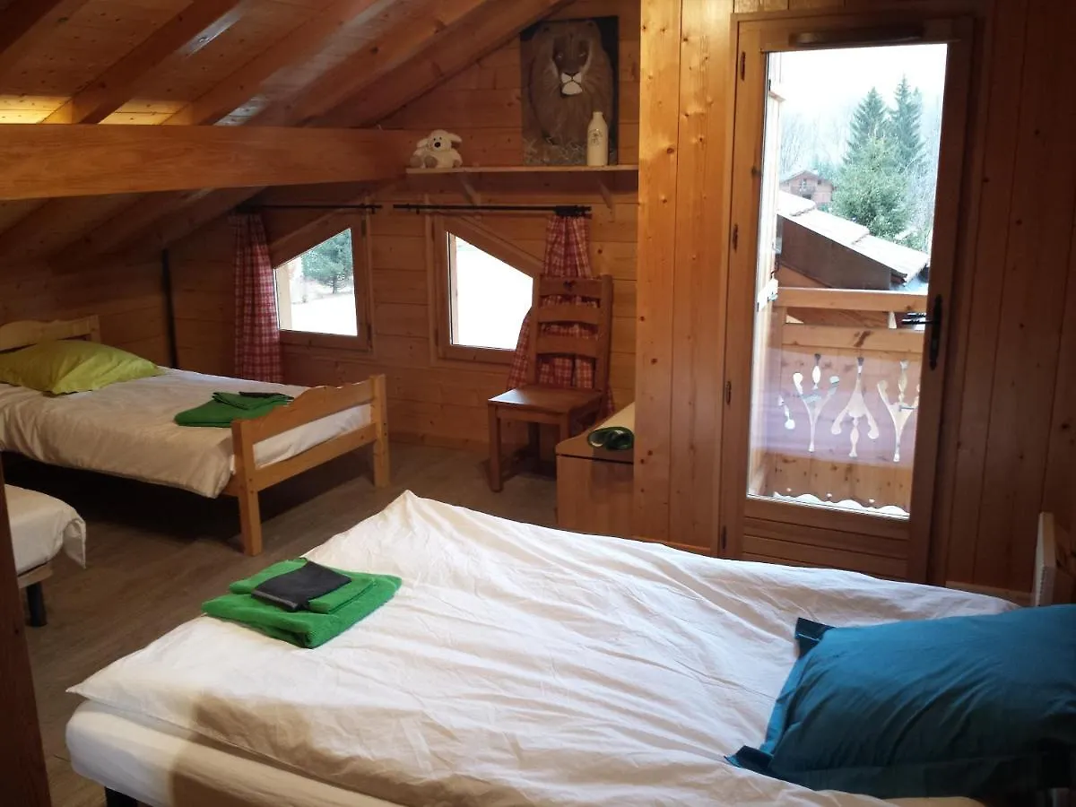Magnifique Chalet Au Coeur Du Village Du Reposoir Le Reposoir