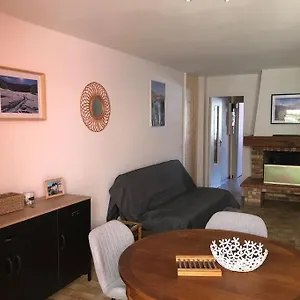 https://joli-appartement-avec-terrasse-jardin-et-garage-vue-sur.midi-pyreneeshotels.com